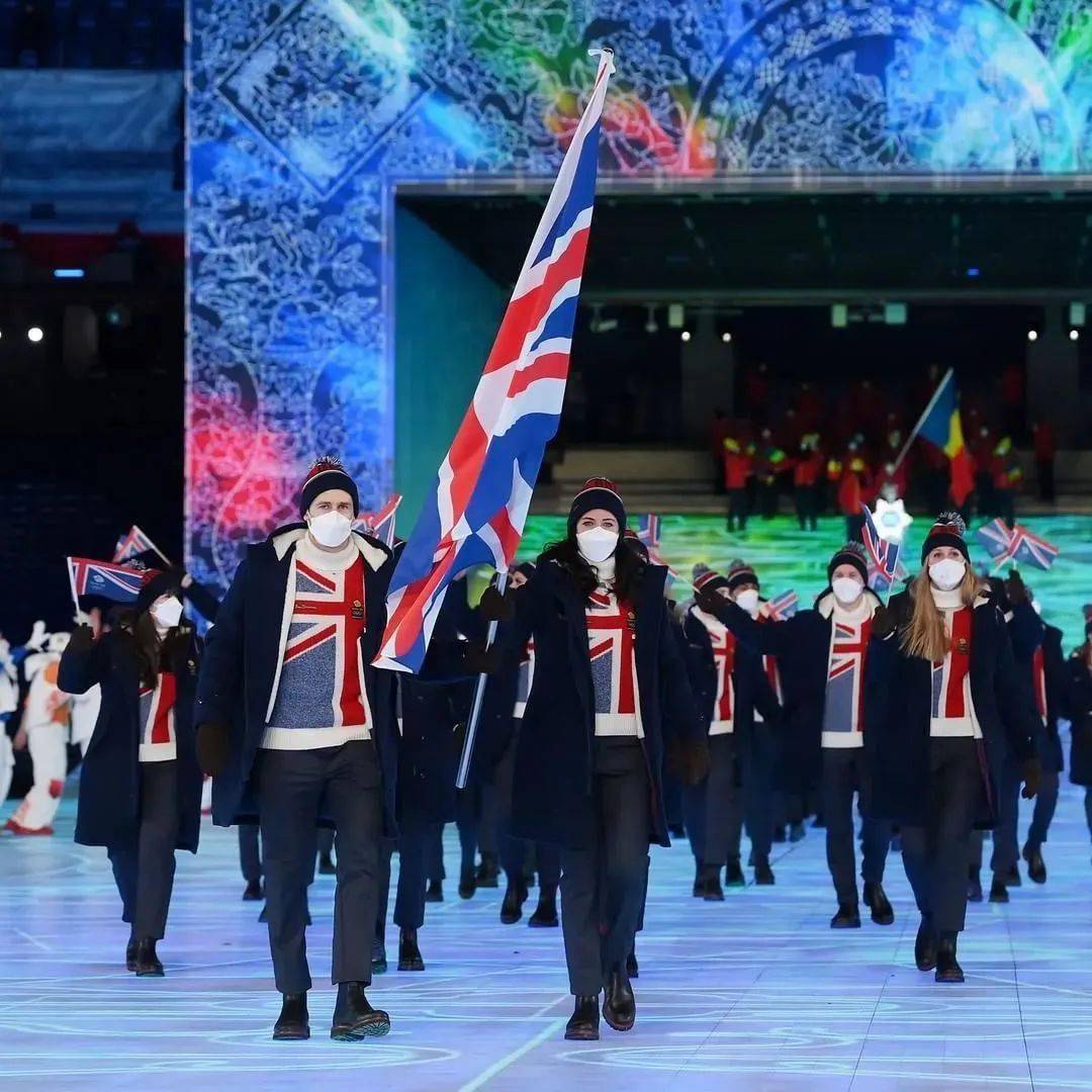 英国代表团斩获金牌，光芒四射