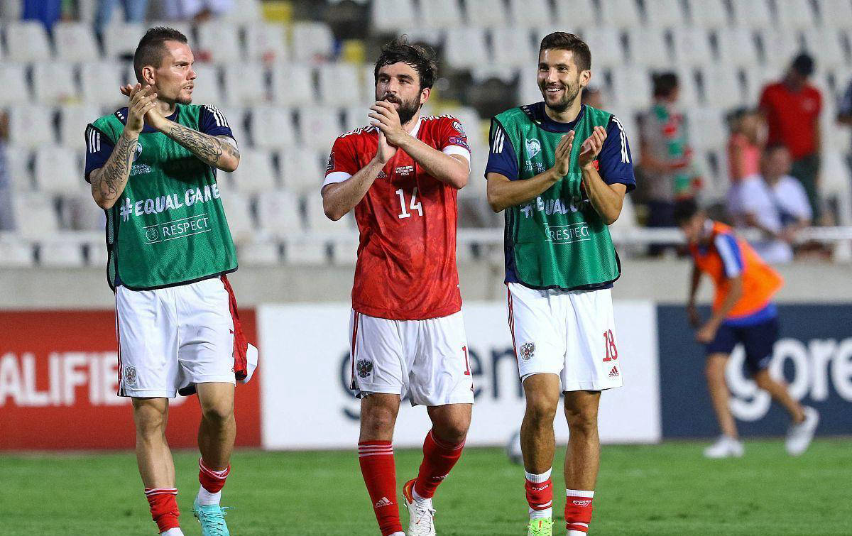 英格兰大胜塞尔维亚，领先优势扩大