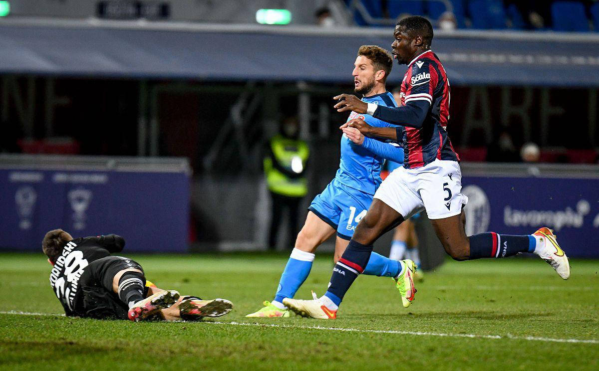 那不勒斯客场大胜,强势跻身前四 那不勒斯客场大胜,强势跻身前四