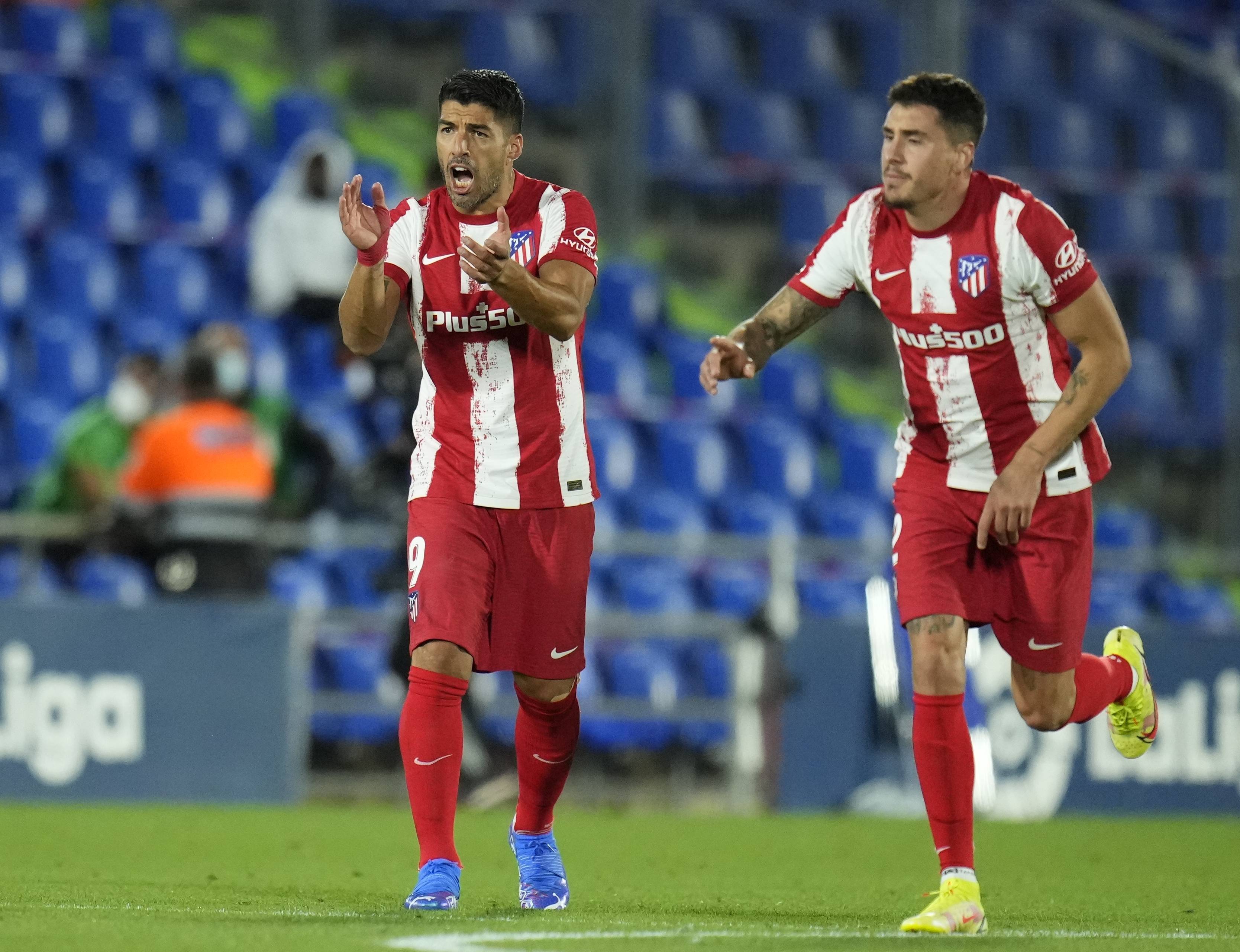 包含RB莱比锡击败对手继续保持不败战绩的词条