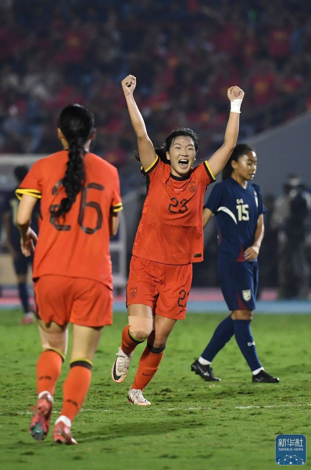 无懈可击!中国国家女足防守稳固,攻势令人钦佩 无懈可击!中国国家女足防守稳固,攻势令人钦佩